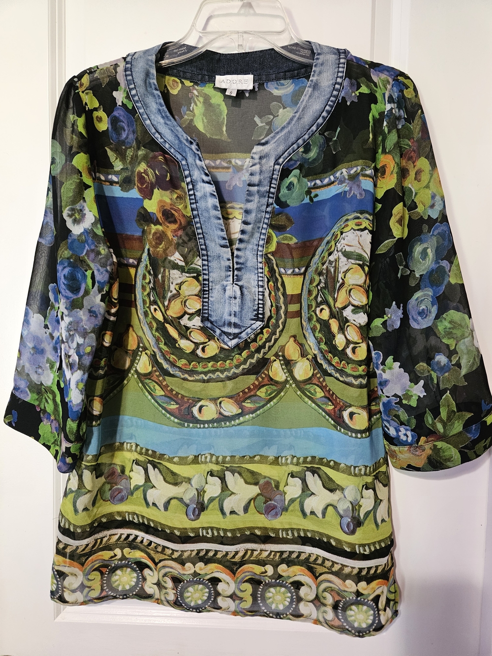 Adore 3/4 Sleeve Floral Print Top in Multi Green And Denum